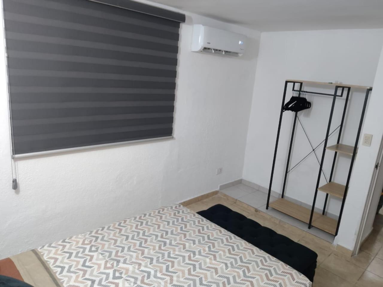 마사틀란 Depa Eco En Planta Baja, A 5 Minutos Del Malecon Y Zona Dorada 아파트 외부 사진